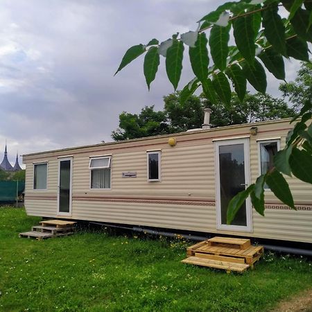 דירות קונטה הורה Mobilehouse Udraz מראה חיצוני תמונה